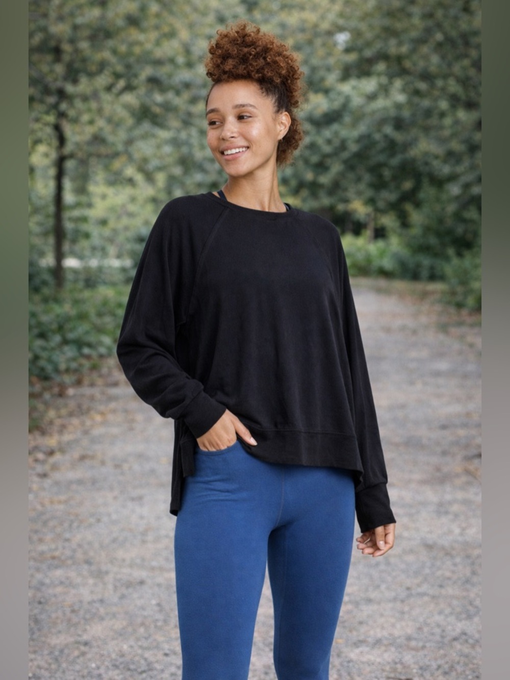 JoyLab Sweatshirt Top Black Long Sleeve Loose Fit Soft Pullover Slits